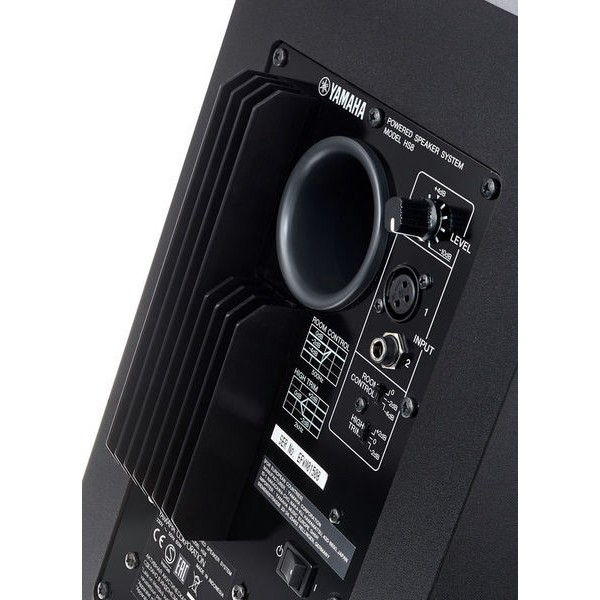 YAMAHA HS8 BK [8]
