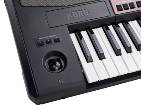 Korg PA-700 [9]