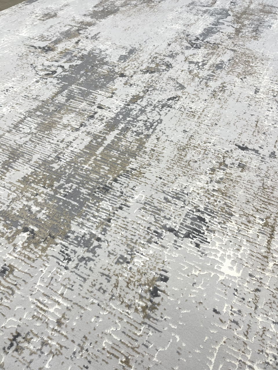 Covor abstract  in nuante de gri  si accente  maro [4]