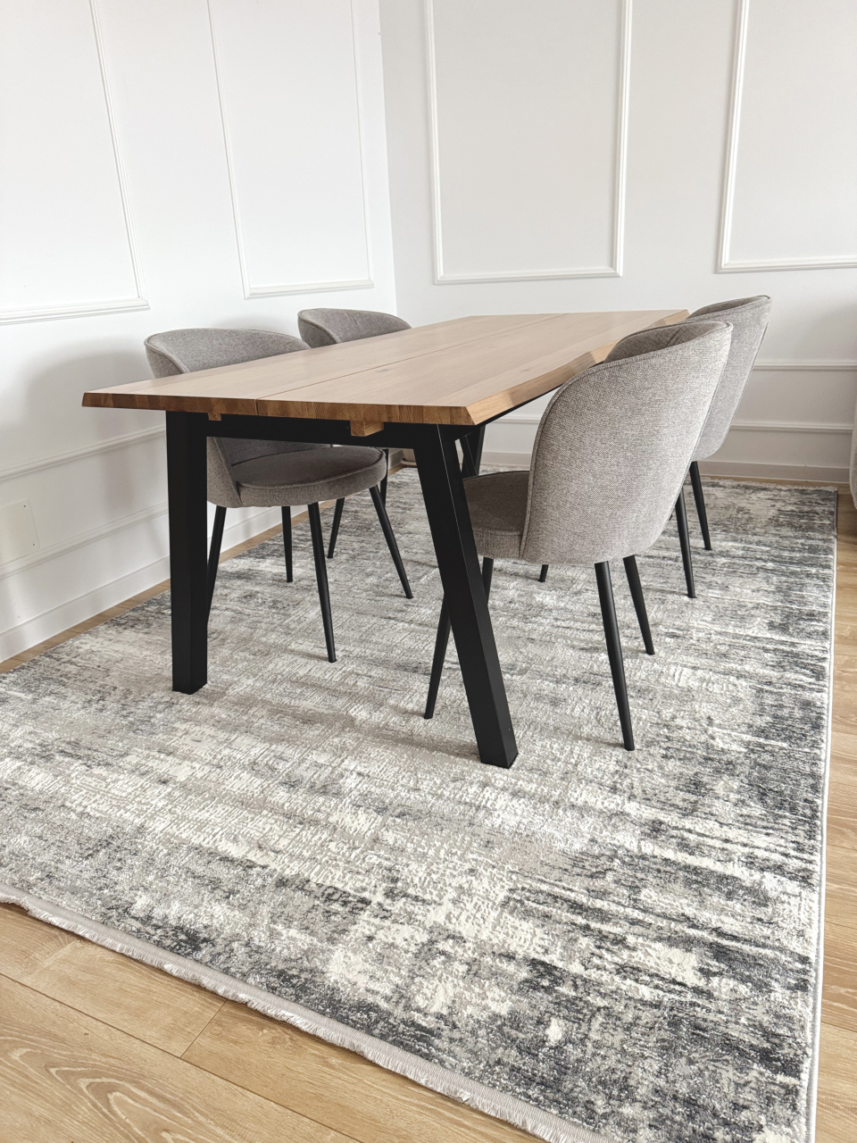 Covor Infiniti la metru cu nuanțe de gri și alb [2]