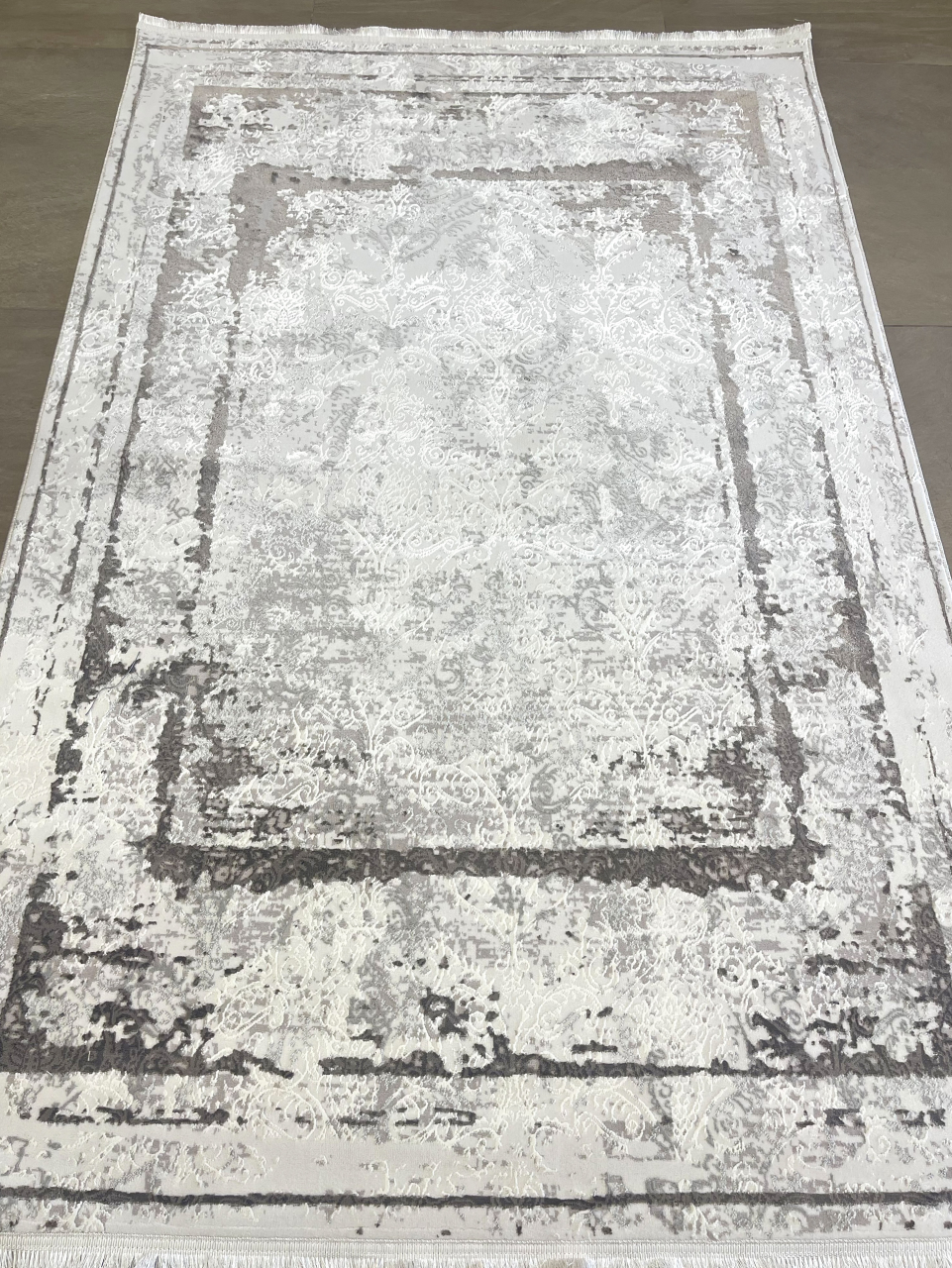 Covor model abstract în nuanțe de maro [2]