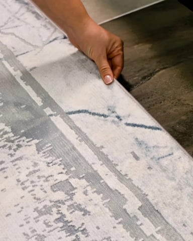 Covor Sophistic cu tonuri Alb și Gri deschis [1]