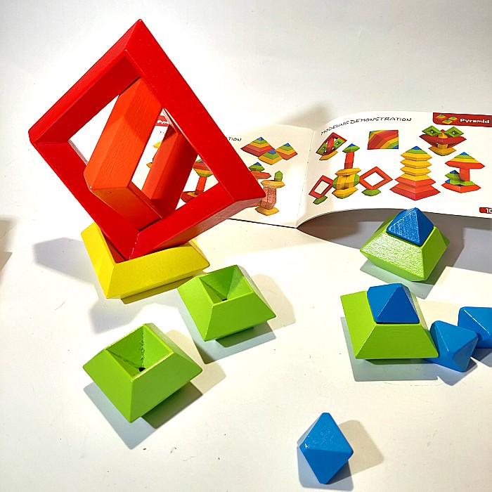 Piramida 3D Curcubeu [4]