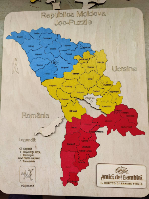 Puzzle Harta R. Moldova cu raioane in limba rusa [5]