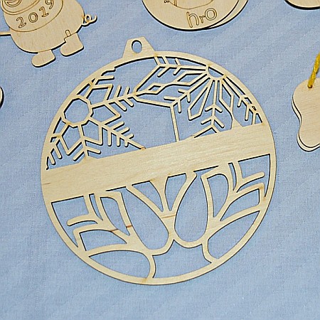 Decoratiune Glob personalizat [3]