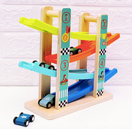 Pista cu 4 masini [1]