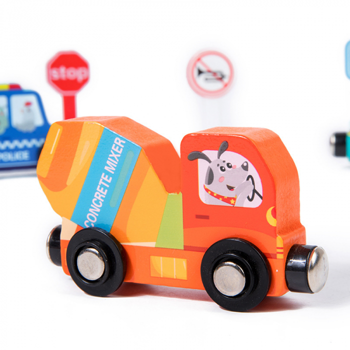 Set interactiv cu vehicule de interventie si indicatoare rutiere, trenulet magnetic si semne rutiere, Traffic Magnetic Teaching Vehicle, 15 piese, 3 ani+, EduJucarii [4]