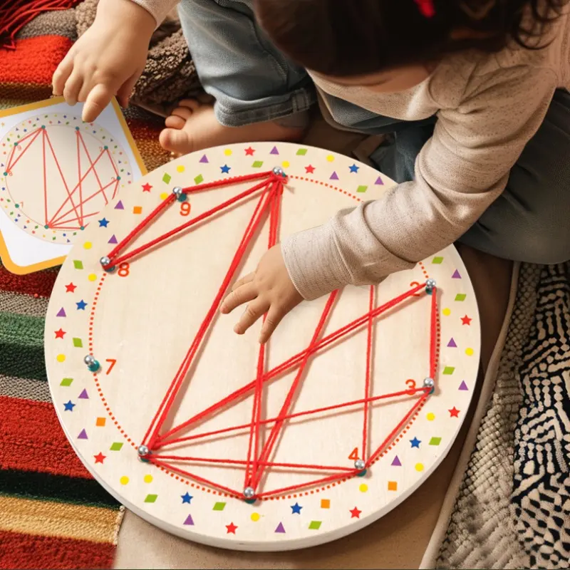 Joc creativ desenează cu siret, snuruit  pe placă din Lemn, Winding Patterns,25 piese, Montessori, 4 ani +, EduJucarii [6]