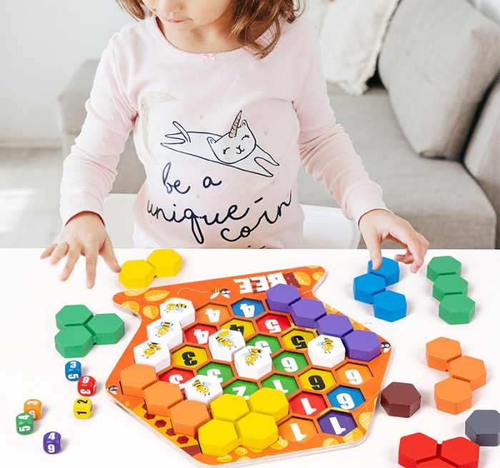 Joc educativ Construieste un fagure, Montessori, lemn, 3 ani+, EduJucarii [5]