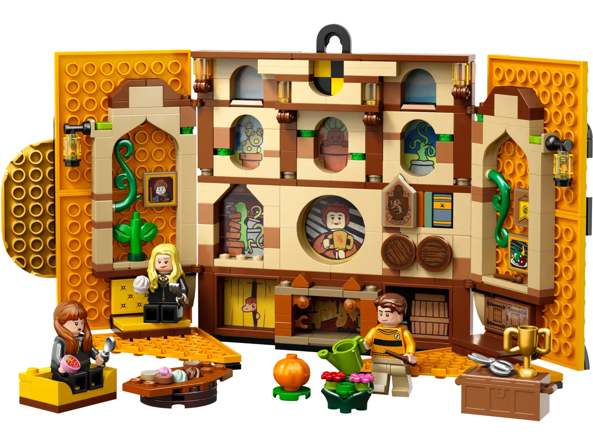 LEGO Harry Potter, Bannerul Casei Hufflepuff 76412, 313 piese,  9 ani+ [3]