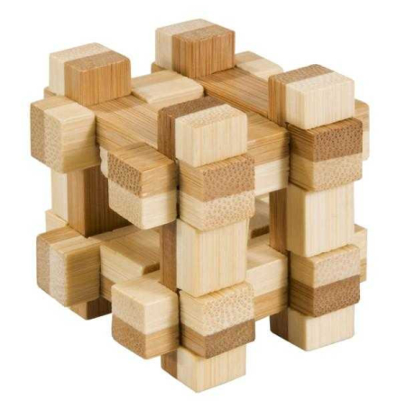 Noutati si reduceri - Joc logic IQ 3D Puzzle in cutie metalica Gridbox, Fridolin