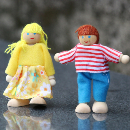 Set 6 papusi pentru casute de papusi, lemn, multicolor,  3 ani+, EduJucarii [3]