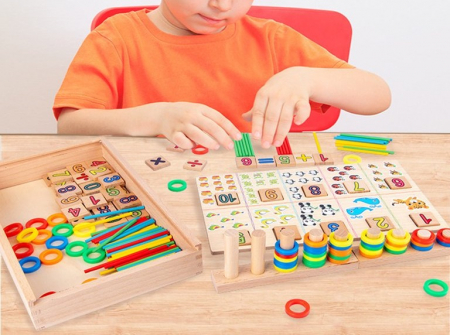 Tabla educativa cu 2 fete din lemn, Joc matematic pentru invatararea numerelor si operatiilor matematice, calculeaza, deseneaza si asociaza cercurile, 3 ani+ [7]