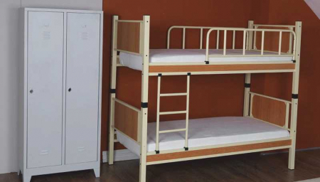 Paturi suprapuse metalice