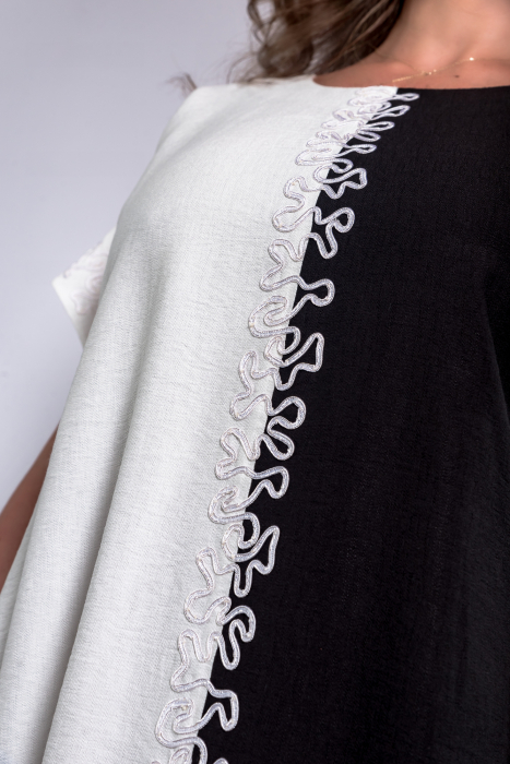 Rochie din vascoza cu broderie deosebita [3]