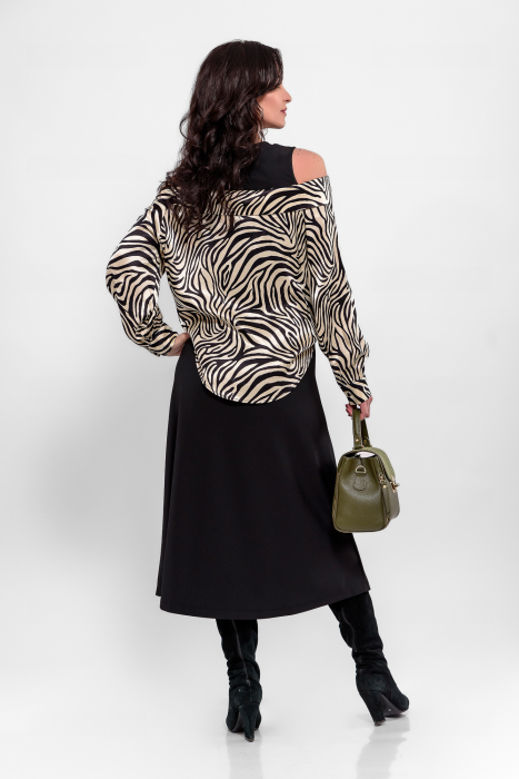 Rochie ce murmură eleganță,  cu umeri dezgoliti si imprimeu zebră [2]