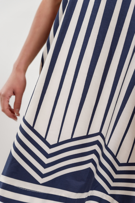 Rochie cu dungi bleumarin scurta [3]