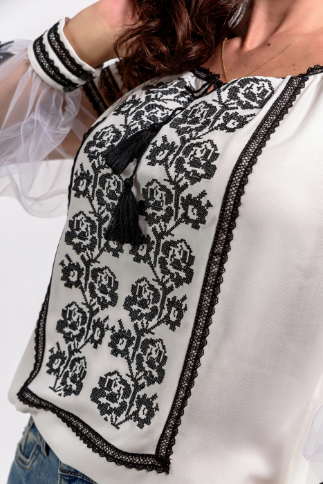 Bluza Effect ivory cu broderii pretioase si dantela de bumbac [3]