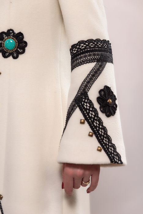 Palton Effect 100% lână cu aplicatii handmade [6]