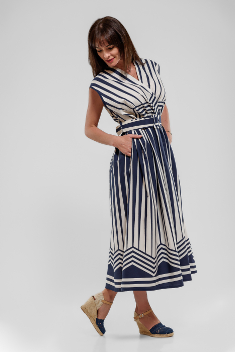 Rochie cu dungi bleumarin, petrecuta piept [3]