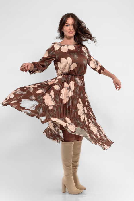 Rochie tripluvoal satinat cu flori mari bej si maro [3]