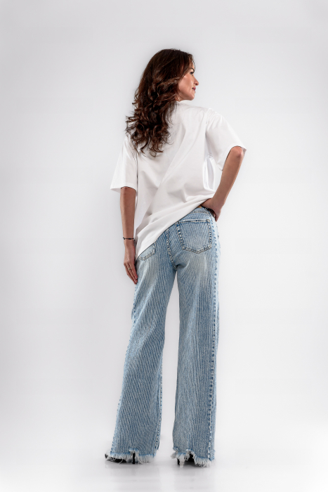 Tricou oversize cu logo motivational si strasuri [3]