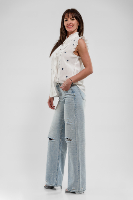 Camasa panza cu flori albastre brodate [3]