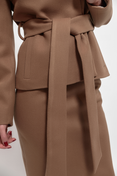 Compleu  maro cu broderie si perle [4]