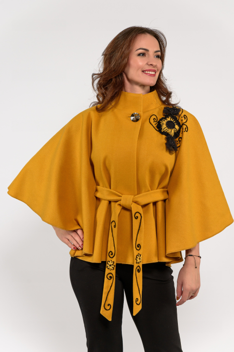 Capă stofă cu aplicație handmade [4]