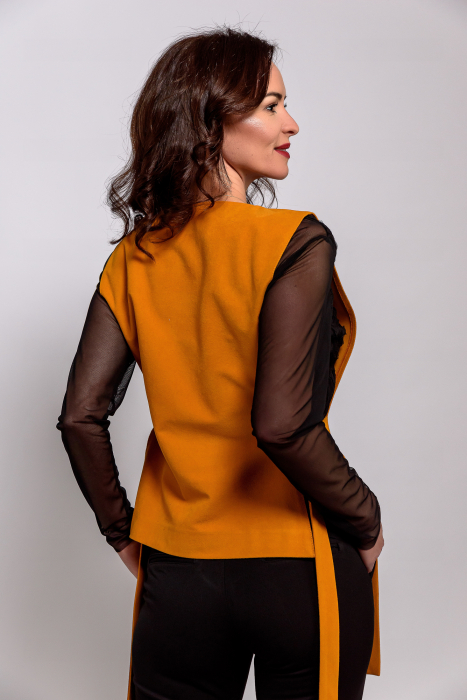 Vesta catifea galben inchis cu floare neagra supradimensionata [2]