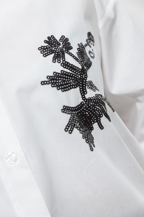 Camasa oversize cu broderie din paiete negre [5]