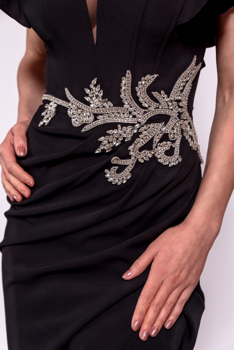 Rochie de ocazie cu broderie strasuri pe lateral [6]
