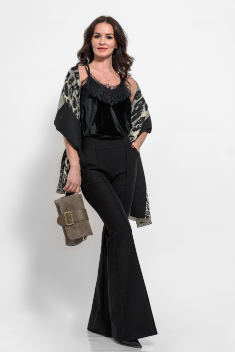 Maiou catifea cu dantela [3]