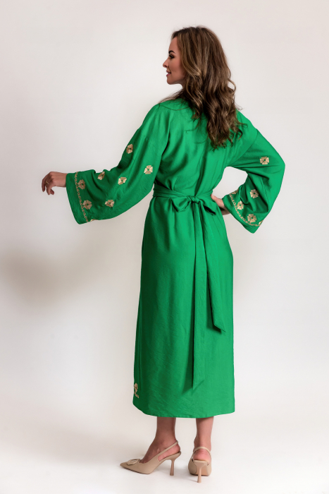 Rochie din vascoza cu broderie traditionala [2]