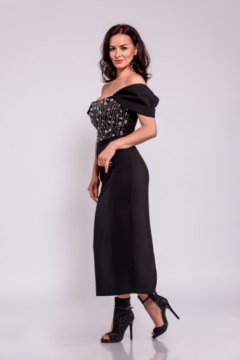 Rochie cu corset si strasuri sub forma de picaturi de ploaie [3]