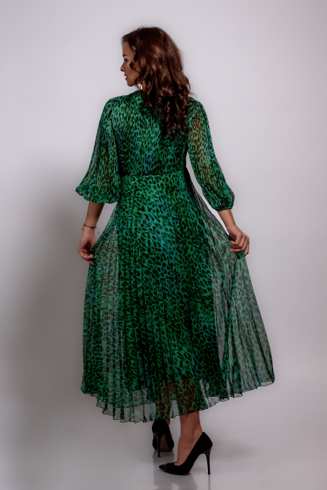 Rochie midi verde cu imprimeu animal print si floare supradimensionata [4]