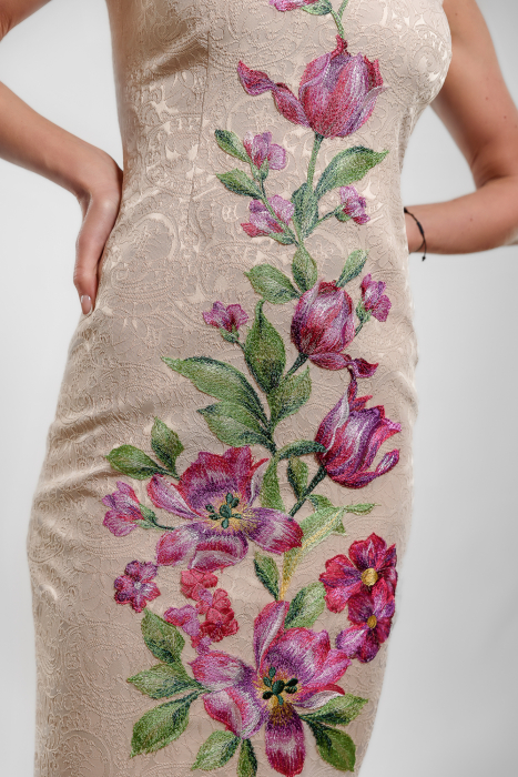 Rochie brocard roz pudra cu aplicatii dantela 3D [3]