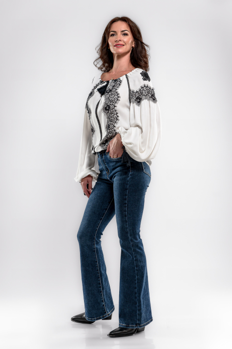 Bluza Effect cu aplicatii dantela chantilly [1]