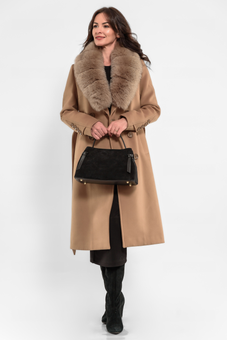Palton bej lana cu guler detasabil din balnita [1]
