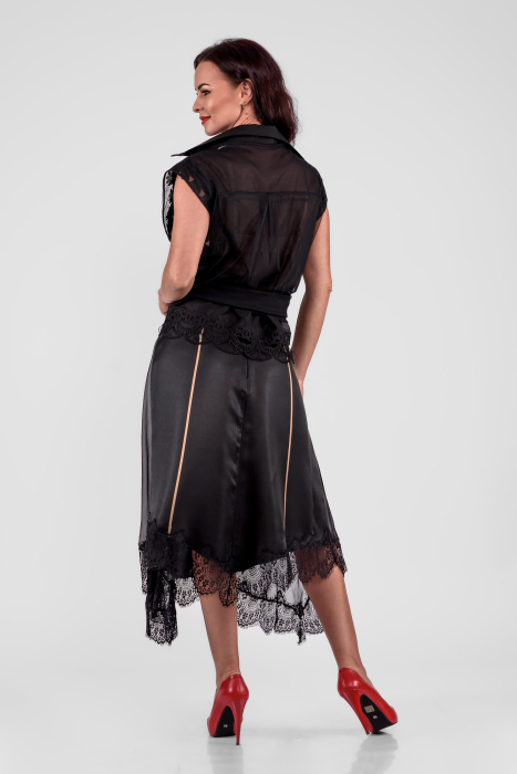 Fusta cu design couture din tafta, voal si dantela chantilly [4]