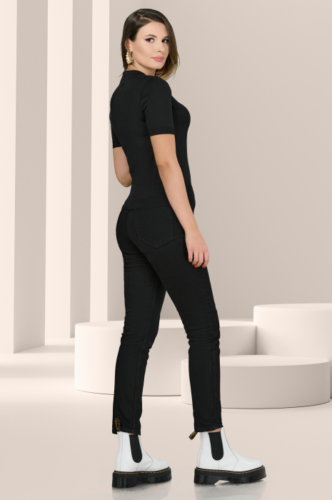 Bluza dama neagra tricot cu esarfa animal print [2]