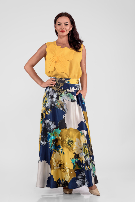 Bluza galben intens din bumbac cu floare 3D aplicata [4]