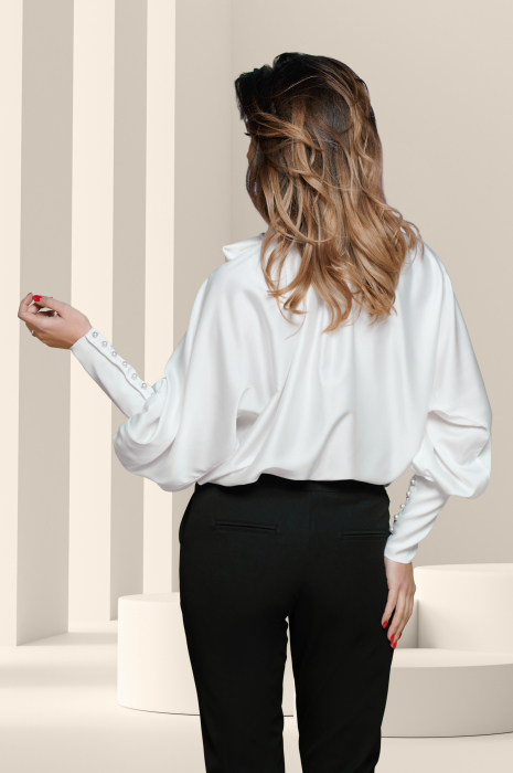 Bluza Effect satin ivoire cu broderie si funda ampla [3]