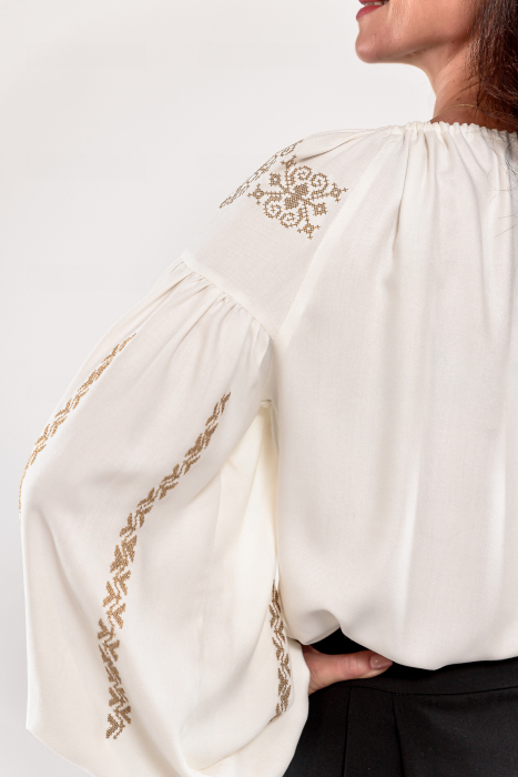 Bluza ivory cu broderie traditionala cu fir auriu vintage [4]