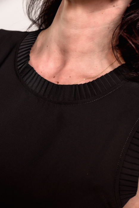 Maieu cu volanas la gat si rascroi_negru [2]