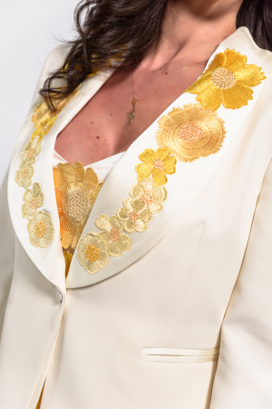 Pantaloni crem  conici [2]