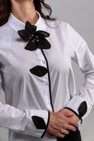 Camasa alba eleganta 100% bumbac cu floare 3d neagra [1]