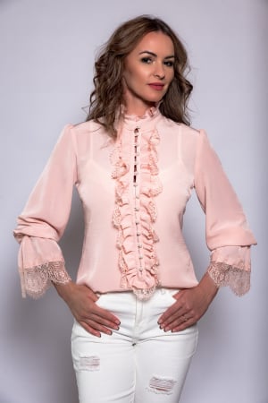 Bluze elegante - Bluza voal roz somon cu dantela chantilly