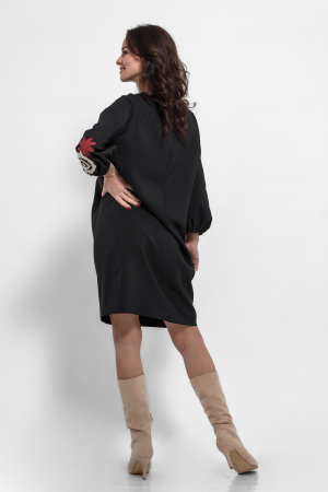 Rochie marime mare cu broderie stilizata [2]