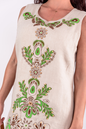 Rochie in 100%, brodata, pictata si accesorizata manual [3]